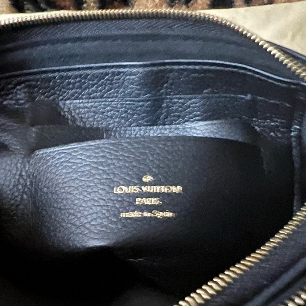 👑✅PRICE FIRM✅AUTHENTIC Louis Vuitton Bicolor Double Zip - Picture 7 of 17